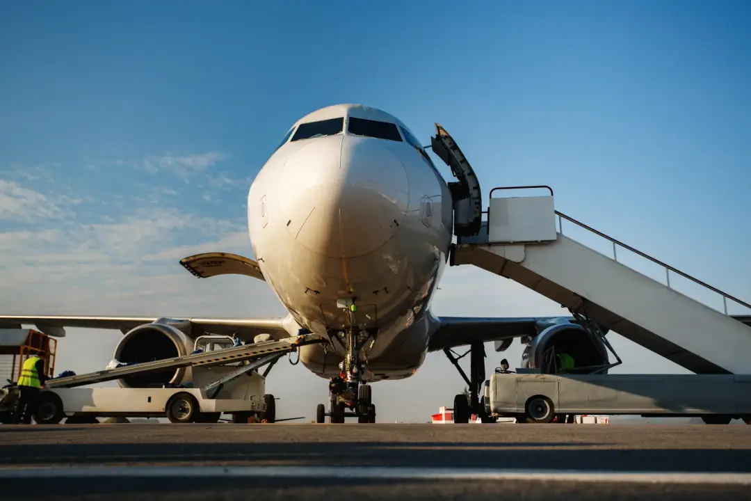 Benefits of Pre-Booking Your Airport Transfer Benefits of Pre-Booking Your Airport Transfer Image